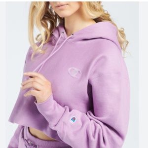 Reverse Weave purple cropped Champion hoodie